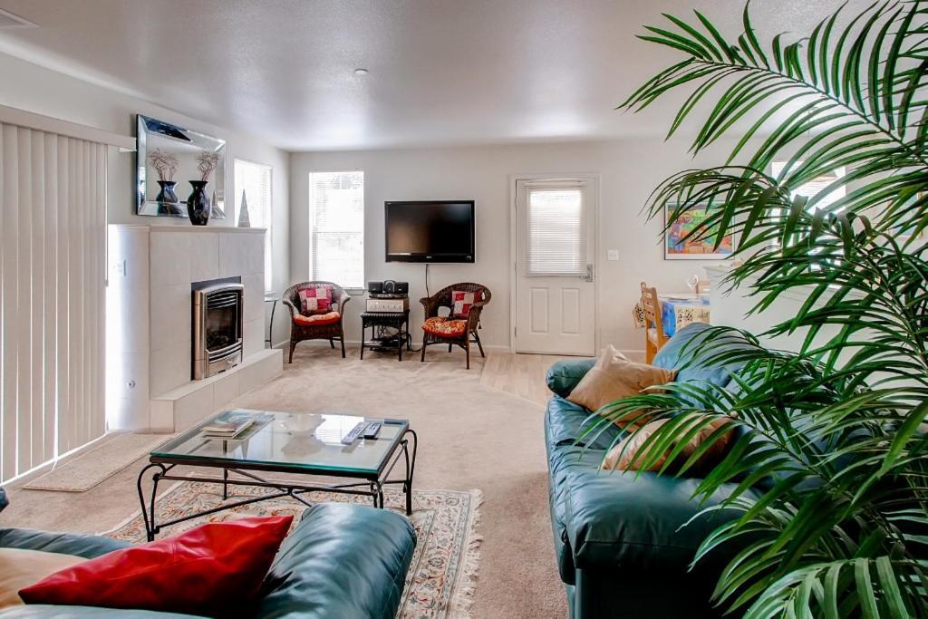 Serene Bungalow-Style Home In Point Reyes Station! Екстер'єр фото