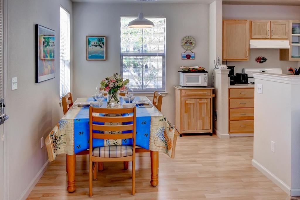 Serene Bungalow-Style Home In Point Reyes Station! Екстер'єр фото